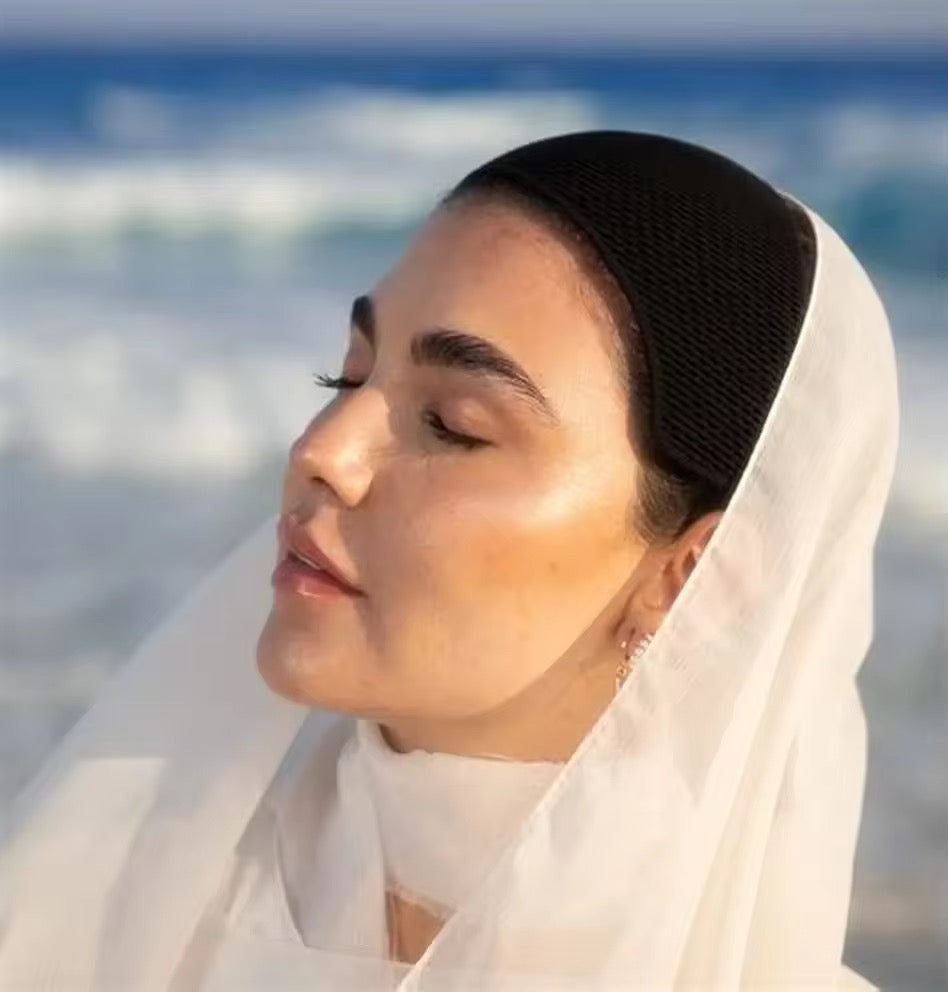 The Matte Rubber Hijab Crown