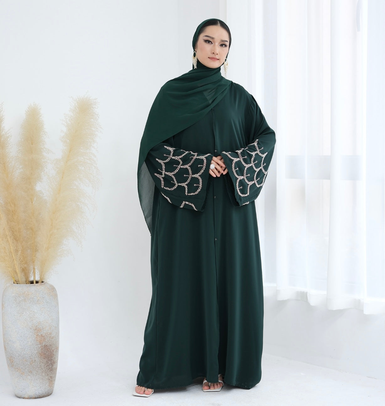 Luxury Beaded Sleeve Abaya