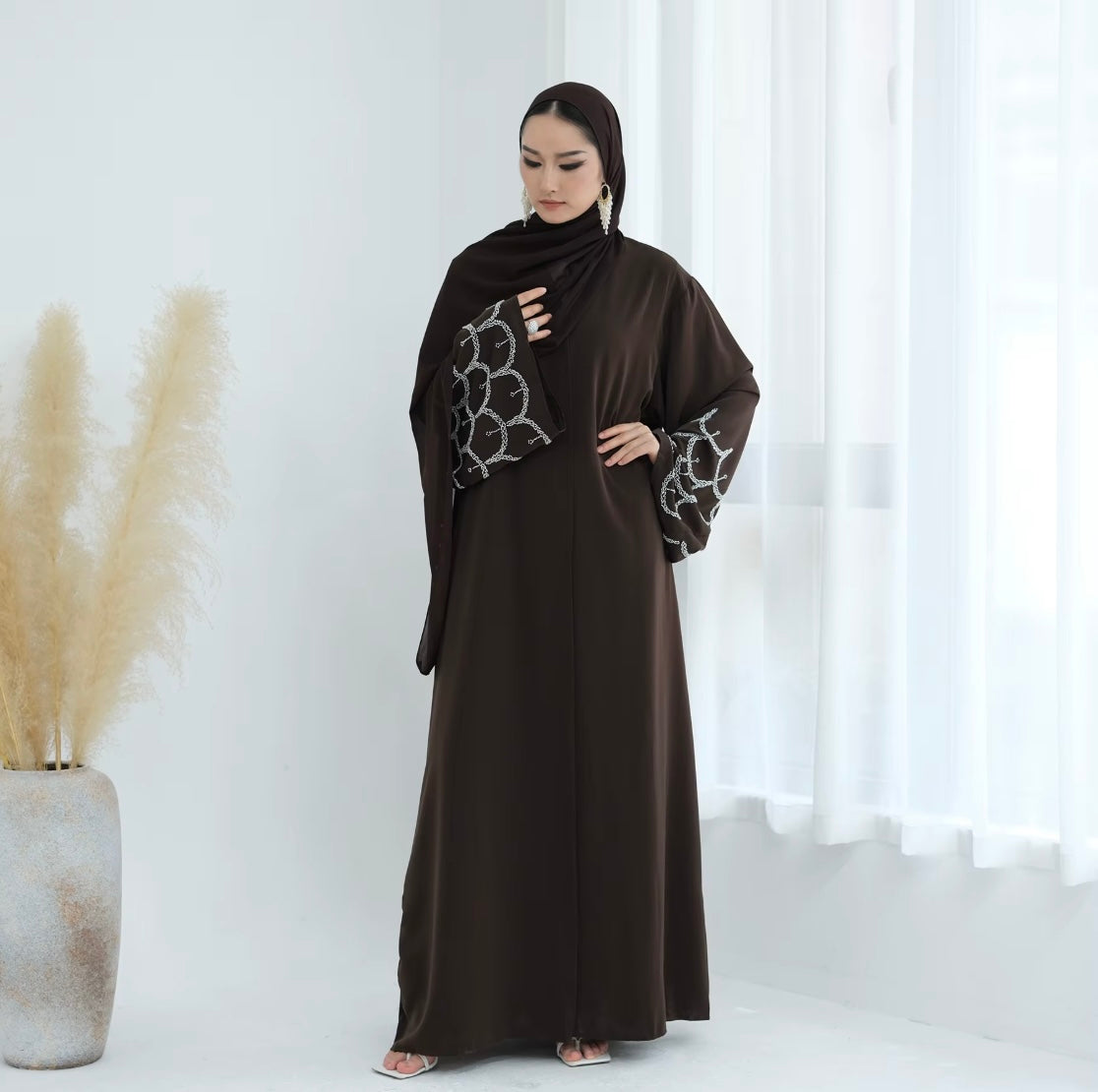 Luxury Beaded Sleeve Abaya